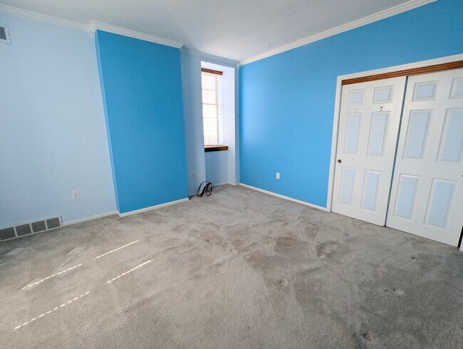 Building Photo - 312 Denniston St