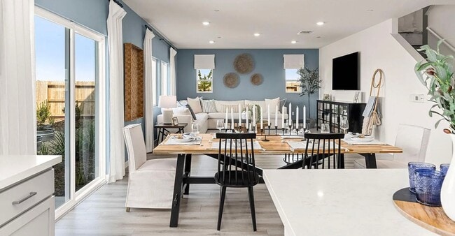 Building Photo - Spectacular New 5/3.5 Bath Available Now!