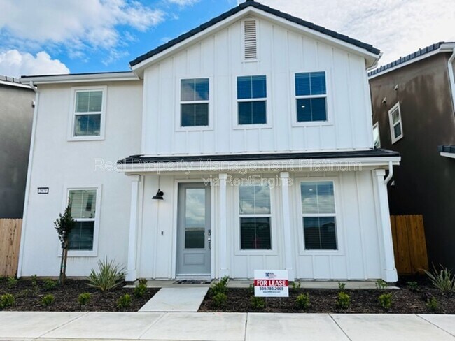 Building Photo - 2879 E Teaberry Dr