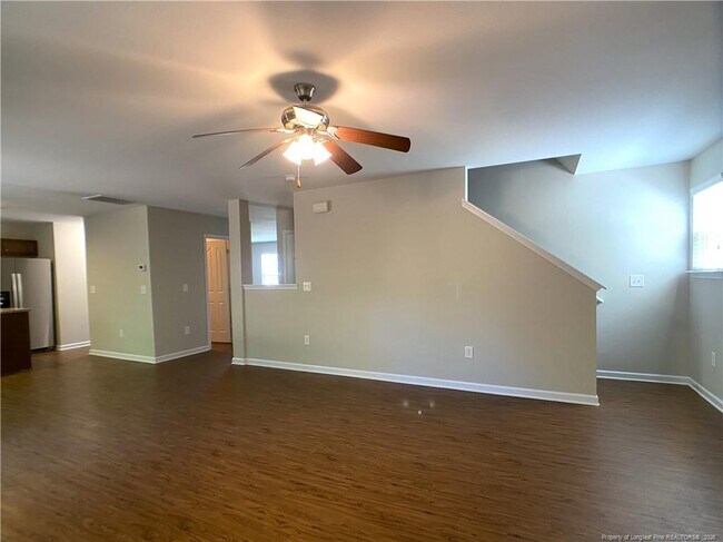 Building Photo - 364 Crane Way