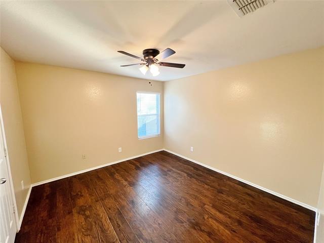 Building Photo - 321 Briar Oaks Dr