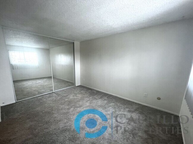 Building Photo - 8200 Lemon Grove Way