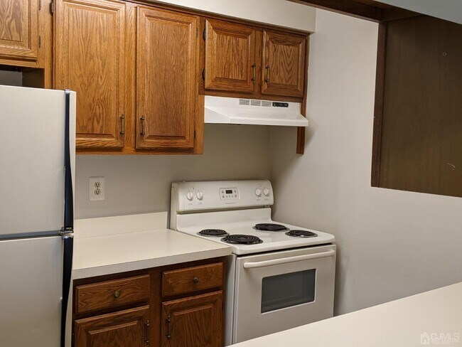 Building Photo - 5113 Ravens Crest Dr