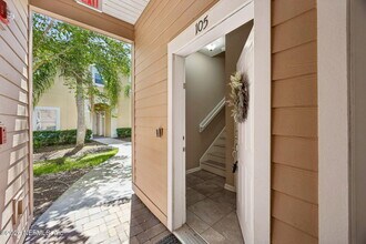 Building Photo - 201 Larkin Pl