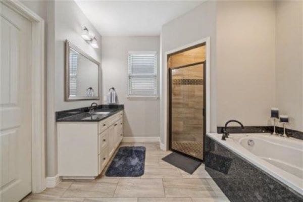 Building Photo - 3034 Oakdale Crossing Ct
