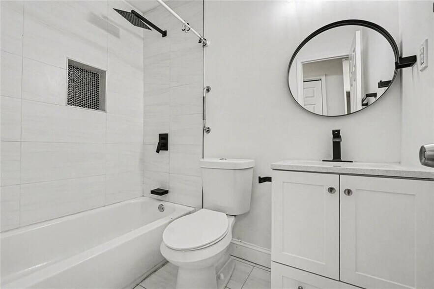 Building Photo - 2637 Casher Dr