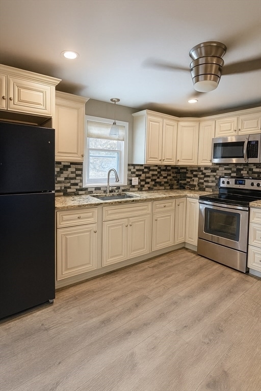 Primary Photo - 45 Roswell Ave