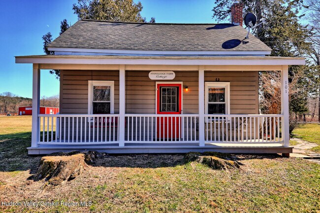 Building Photo - 101 Garcia Ln