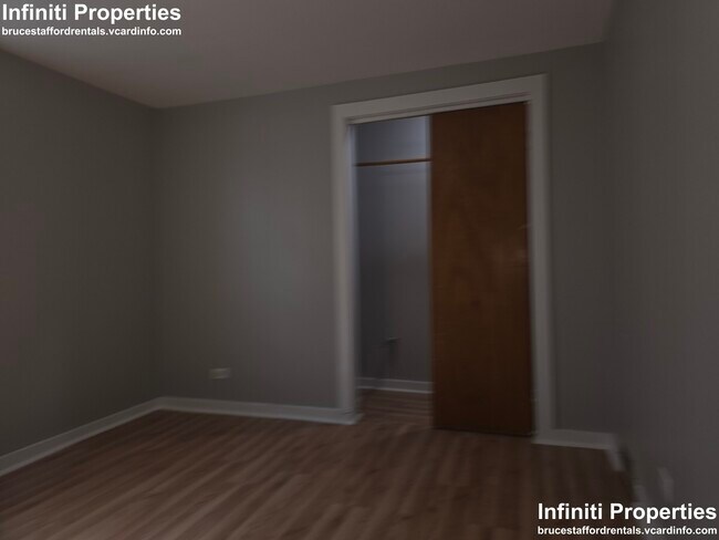 Building Photo - 13802 Lincoln Ave