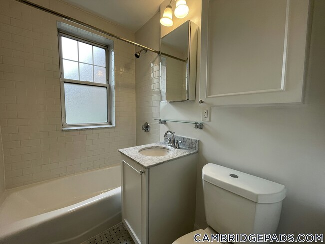 Building Photo - 24 Chauncy St