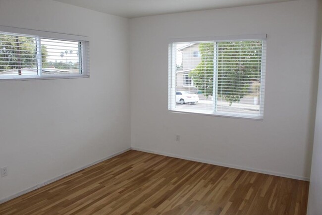 Building Photo - 3Bed/2Bath -Serra Mesa ~ Gowdy Ave.