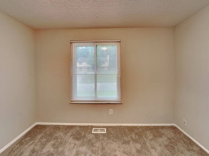 Building Photo - 4784 White Oak Trail