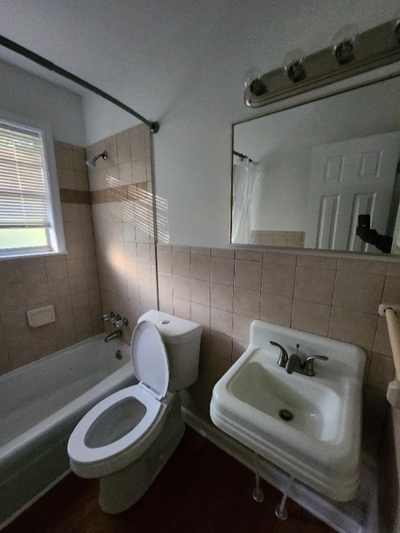 Building Photo - 4152 Monticello St