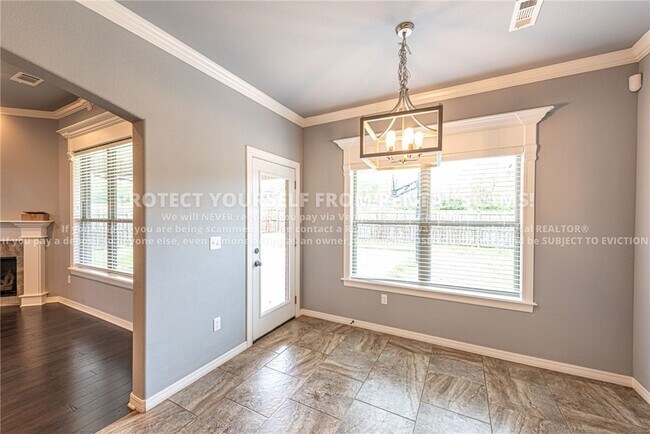 Building Photo - 2912 W Featherock Way