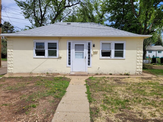 Building Photo - 1 bedroom, 1 bath House