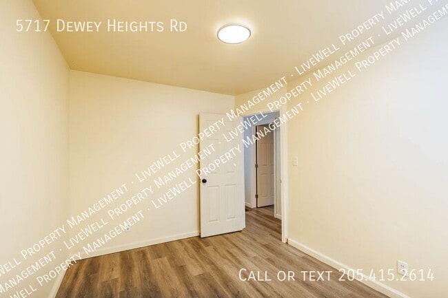 Building Photo - 5717 Dewey Heights Rd