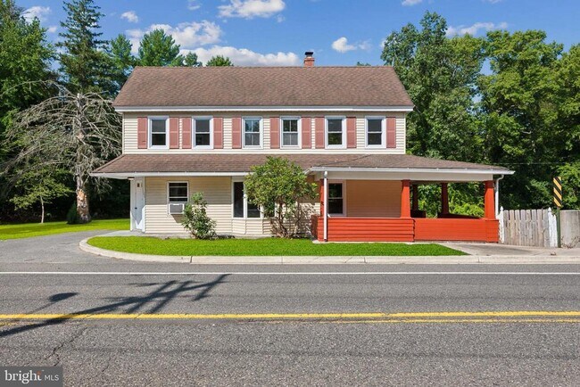 Building Photo - 120 4 Mile Rd