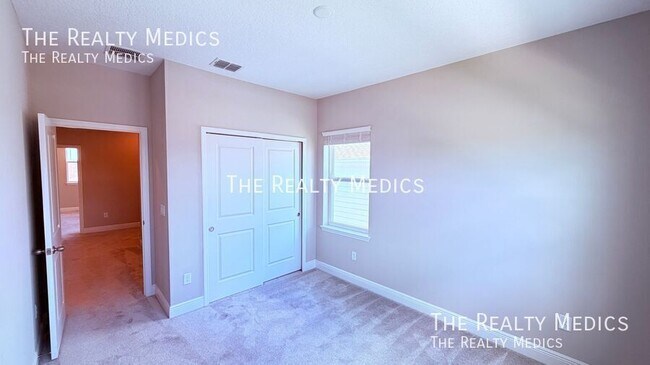 Building Photo - 6495 Cyrils Dr