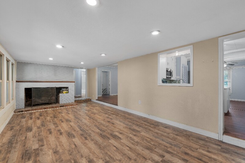 Building Photo - 1401 Springdale St