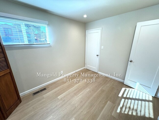 Building Photo - Updated 2 Bed 1 Bath Home on a Spacious Corner Lot with Large Yard Located in Monterey