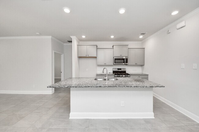 Building Photo - 448 Long Beach Bay Dr