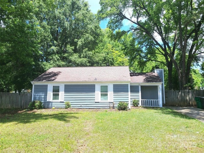 Primary Photo - 6929 Delta Lake Dr