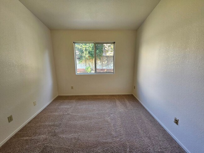 Building Photo - 1108 Citrus Ct