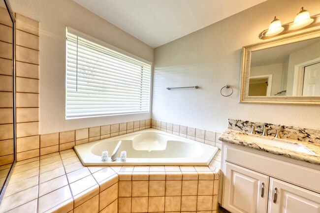 Building Photo - 24121 Martingale Way