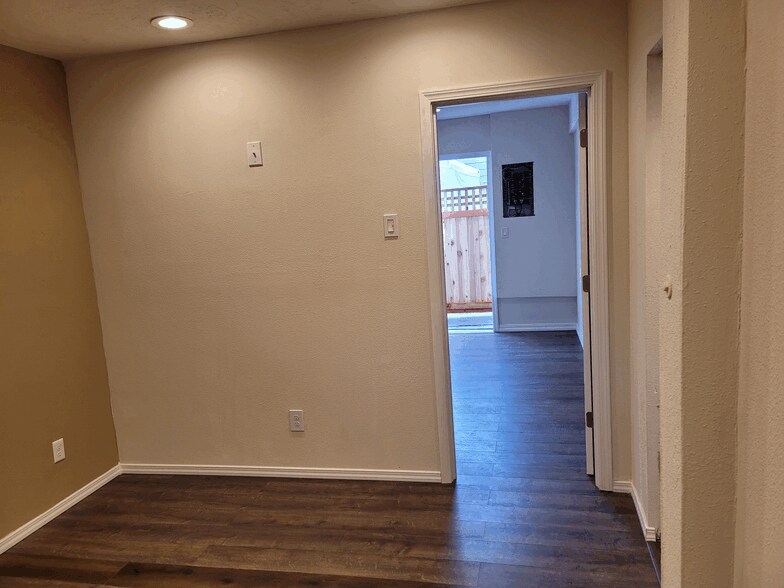 Building Photo - 500 SW 139th St