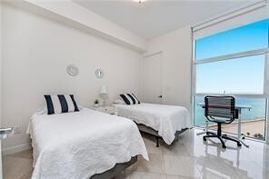 Building Photo - 18101 Collins Ave