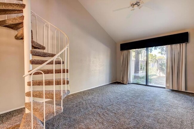 Building Photo - Charming South Chandler home with loft