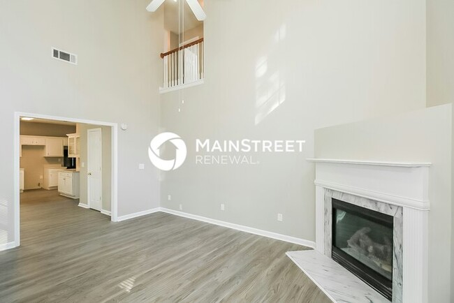 Building Photo - 8133 Green Garden Dr