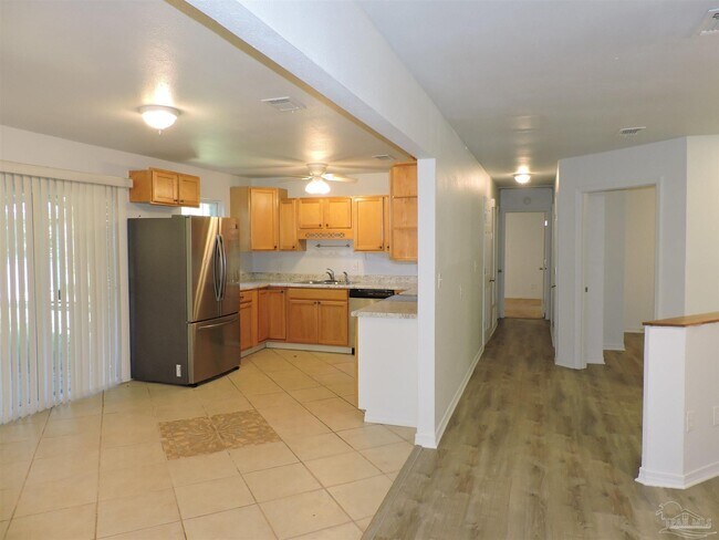 Building Photo - 1070 Sagebrush Trail