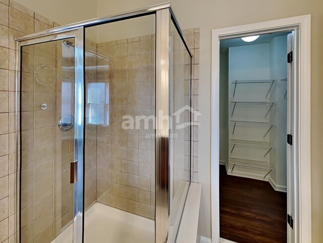 Building Photo - 2410 Chandler Grove Dr