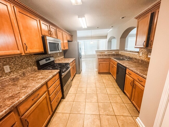Building Photo - 2598 Plum Creek Dr