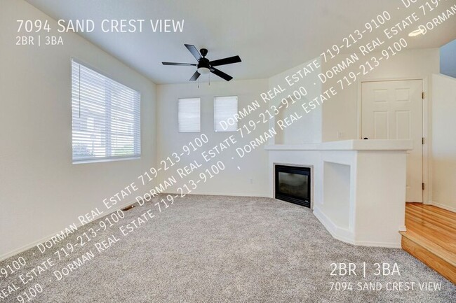 Building Photo - $500 OFF the first month of rent! Townhome...