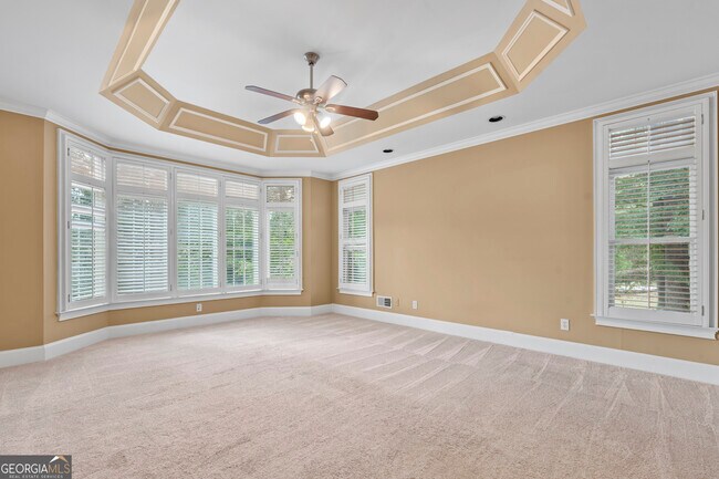 Building Photo - 235 Smokerise Trce