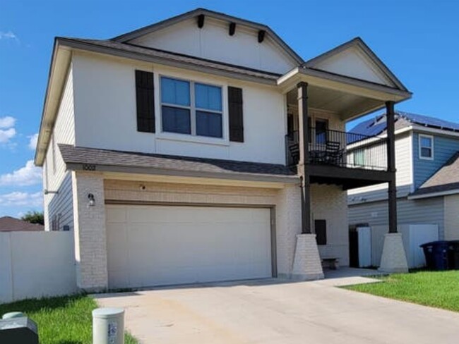 Building Photo - 1002 Larvotto Loop