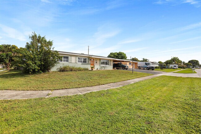 Building Photo - 9412 Bellewood St