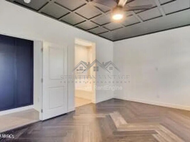 Building Photo - 37755 N Bentgrass Rd