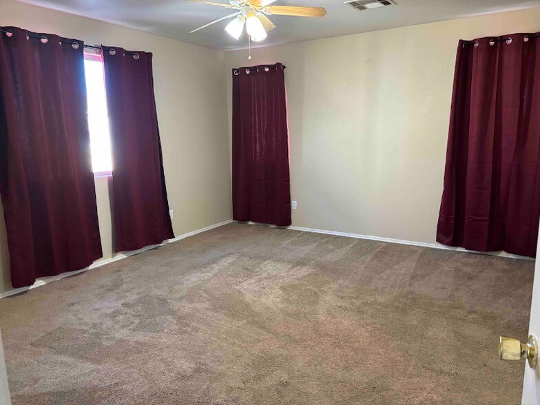 Building Photo - 5989 Banbury Heights Way