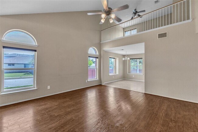 Building Photo - 3730 Castle Rock Dr