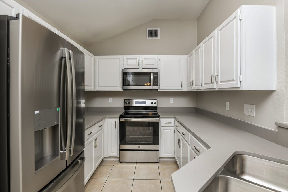 Building Photo - 6710 Silver Sage Dr