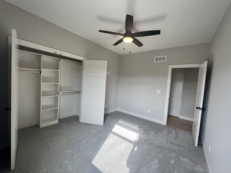 Building Photo - 19322 W 109th Pl