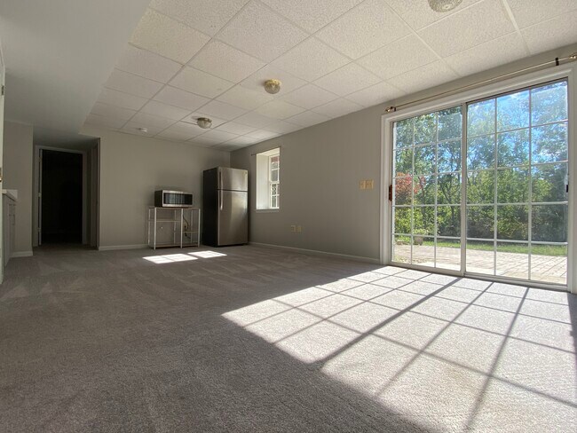 Large living area - 13244 Scottish Hunt Ln