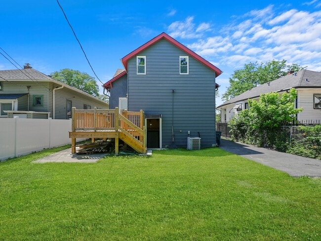 Building Photo - 811 S 7th Ave