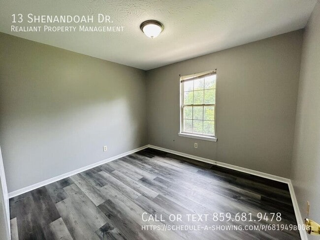 Building Photo - 13 Shenandoah Dr