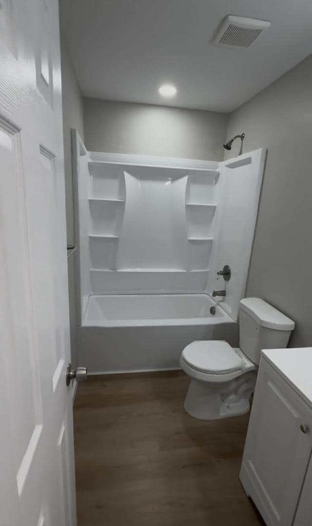 Building Photo - 214 Church St