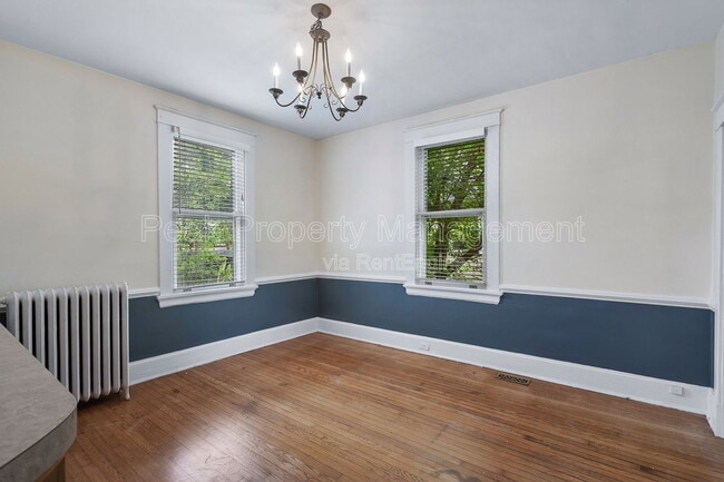 Building Photo - 1310 Greycourt Ave