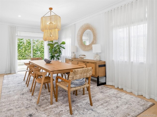 Building Photo - 17 Bayview Rd N